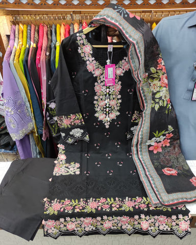 Designer Three Piece | Embroidered - Dhadkan | Khaddar Cotton