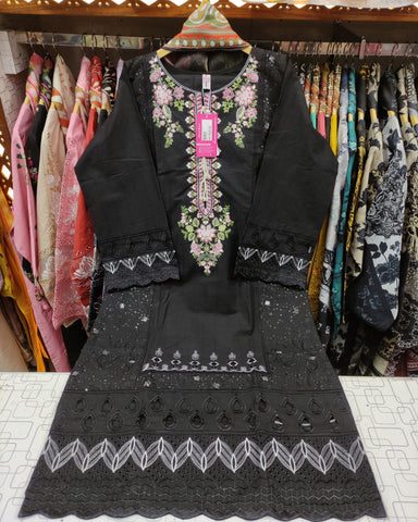 Designer Three Piece | Long Shirt | Boring Border | Khaddar