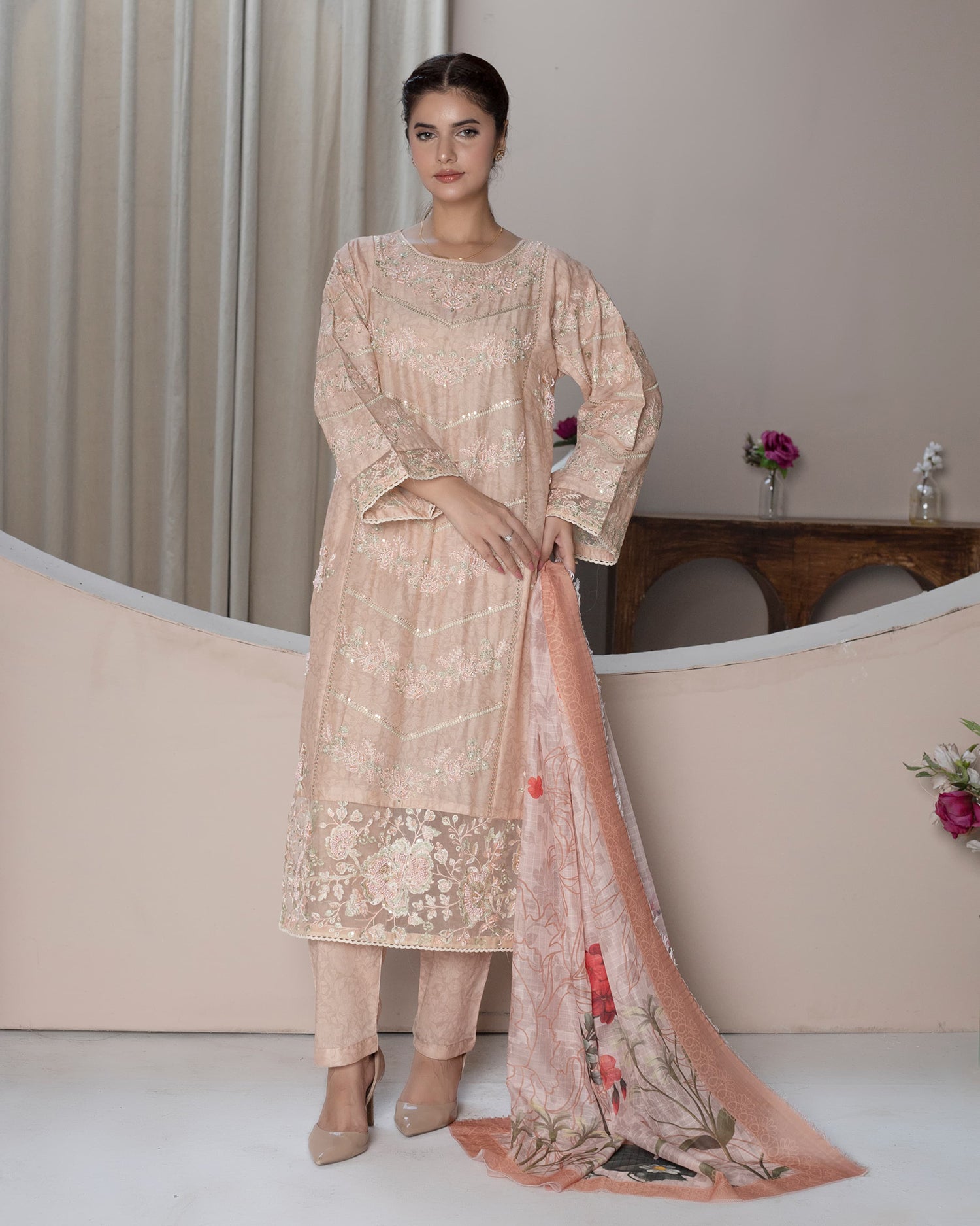 cut dana dress design Cutdana Work Embroidery Dress designs | Cutdana Work | Cutdana Dress Design