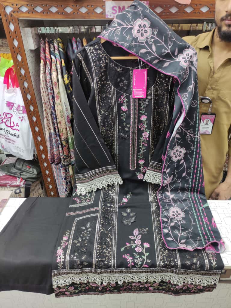 Designer Three Pieces | Dhanak-3D | Winter Dhanak