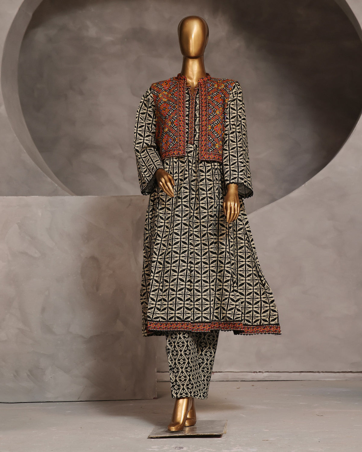 Digital Printed Two Piece | Jacket-Frock-Trousers | Fusion | Khaddar