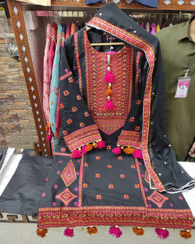 Designer Three Piece | Embroidered - Gulnaar | Premium Lawn