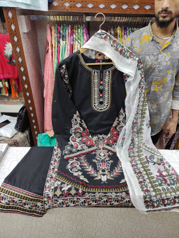 Designer Three Piece | Embroidered - Durefishan | Premium Lawn