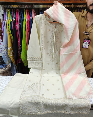 Designer Three Piece | Masakali-Buttoned Down | Premium Winter Cotton