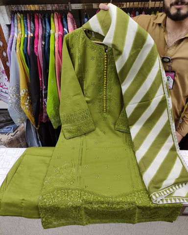 Designer Three Piece | Masakali-Buttoned Down | Premium Winter Cotton