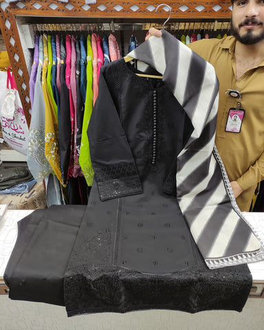 Designer Three Piece | Masakali-Buttoned Down | Premium Winter Cotton