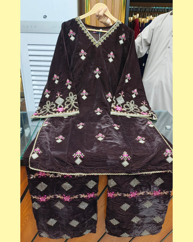 Makhmal-E-Shahi - Embroidered - Premium Velvet Micro 9000