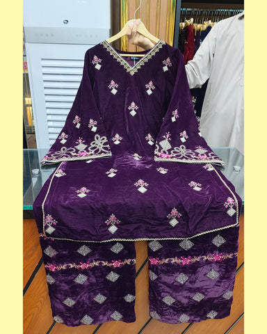 Makhmal-E-Shahi - Embroidered - Premium Velvet Micro 9000