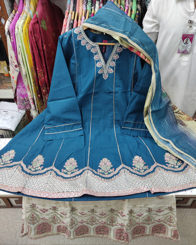 Designer Three Piece | Embroidered - Naqash-E-Zulekha | Premium Lawn