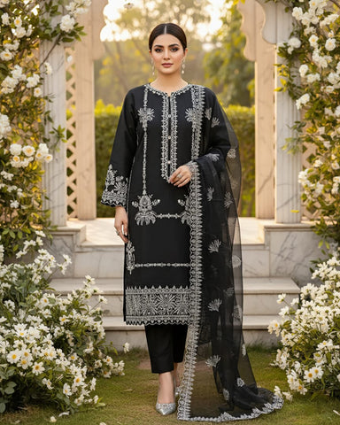 Designer Three Piece | Mahrosh | Premium Winter Cotton