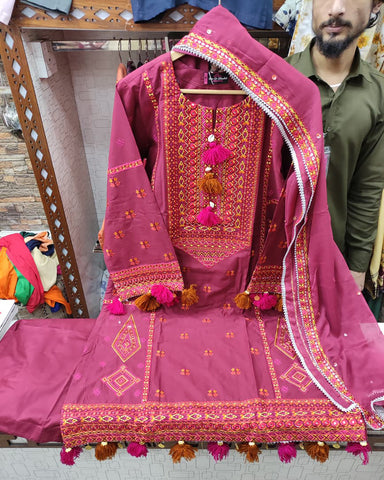 Designer Three Piece | Embroidered - Gulnaar | Premium Lawn
