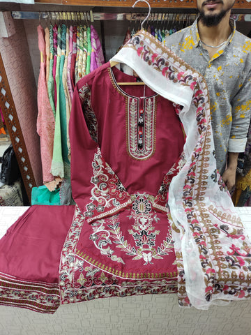 Designer Three Piece | Embroidered - Durefishan | Premium Lawn