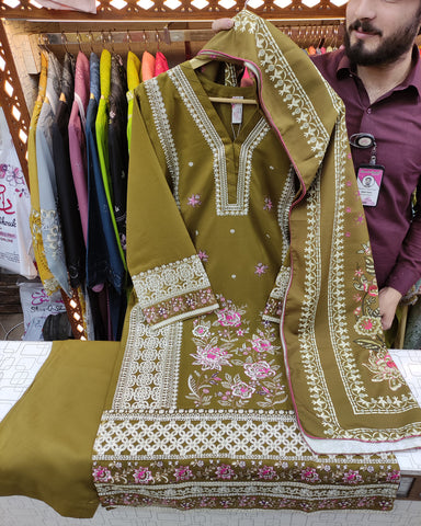 Designer Three Piece | Embroidered - Sundas | Winter Dhanak