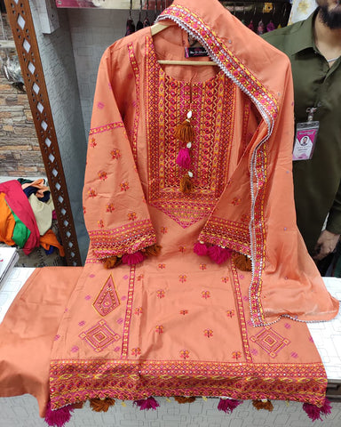 Designer Three Piece | Embroidered - Gulnaar | Premium Lawn