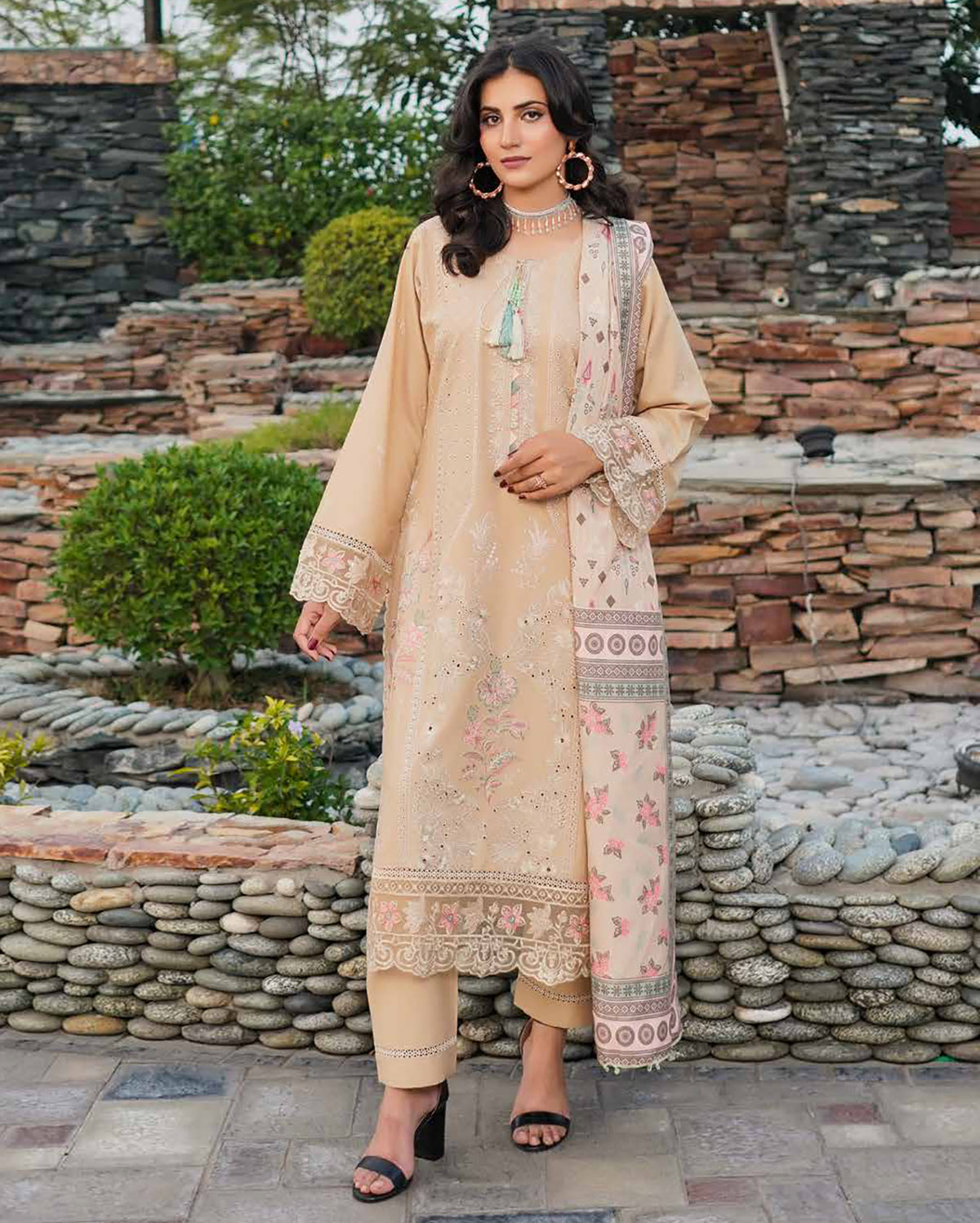 Designer Three Piece | Embroidered - Munira | Luxury Dhanak