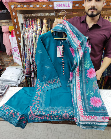 Designer Three Piece | Shanzay | Multi Buttons | Lawn Cotton