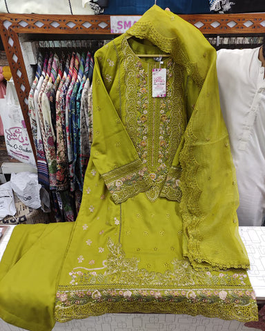 Embroidered Three Pieces | Luxury Designer | Winter Dhanak