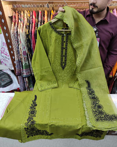 Designer Three Piece | Muqaddas | Winter Cotton