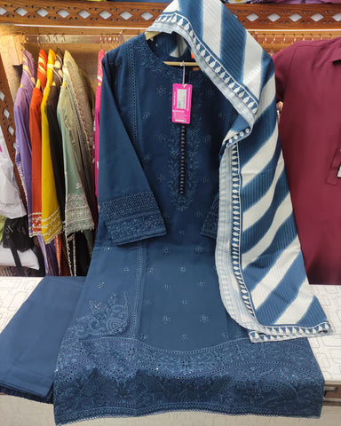 Designer Three Piece | Masakali-Buttoned Down | Premium Winter Cotton