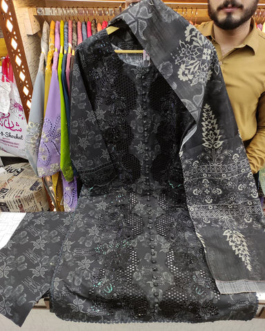 Designer Three Piece | Embroidered Printed - Honey Jaal | Winter Cotton