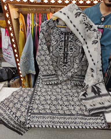 Designer Three Piece | Gray - Winter Special | Corduroy Khaddar