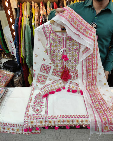 Designer Three Piece | Embroidered - Jannat | Premium Lawn